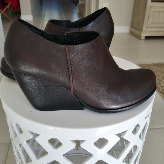 clarks women's maypearl edie ankle bootie