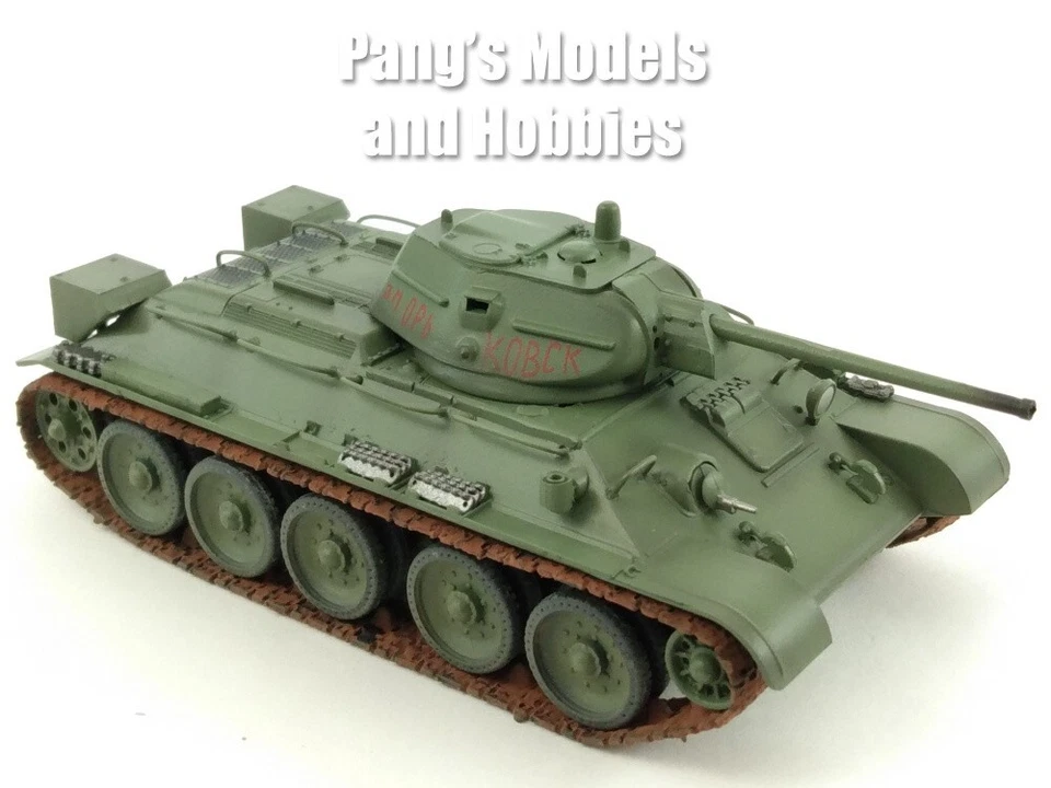 T-34 T-34/76 Russian Main Battle Tank 1942 - Green - 1/72 Scale Plastic Model - Image 3 of 4