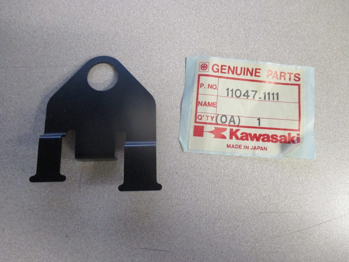 その他 1111 NOS Kawasaki Relay Bracket1990 1991 1992 1993 ZX1100 11047