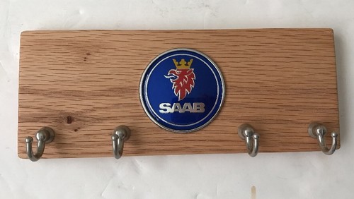 Soporte organizador de llaves con emblema de madera Saab con 4 ganchos de metal almacenamiento de llaves de madera maciza - Imagen 2 de 6
