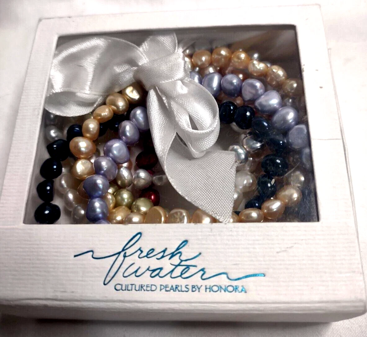 Freshwater cultured pearls store by honora