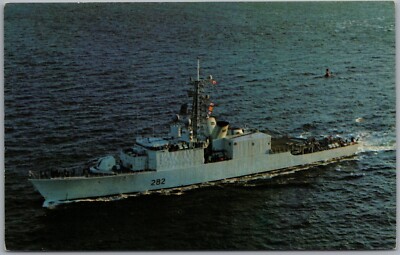 HMCS Athabaskan DDH-282 Navy Ship Postcard W229