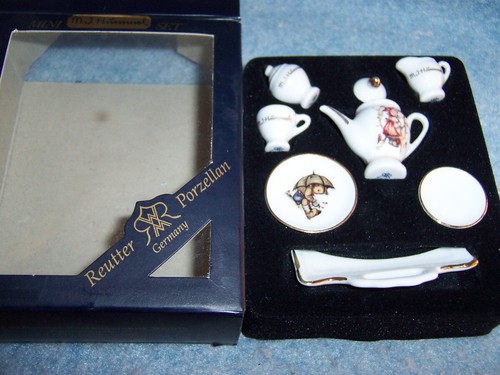 Vintage Mini M.J.Hummel Tea Set, Reutter Porzellan, Germany - Picture 3 of 3