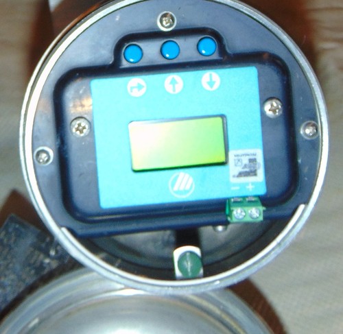ASSEMBLY Magnetrol Eclipse 705 Guided Wave Radar Transmitter W/ hose & Bracket - Picture 5 of 11