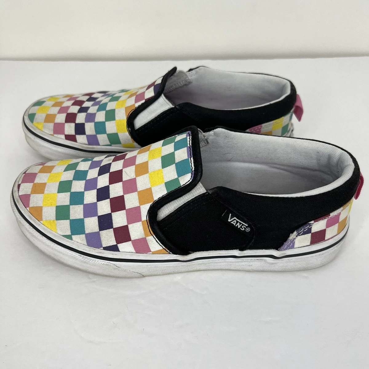Rainbow chex skate shoe best sale