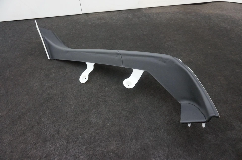 Juego 2 Cojines Refuerzo Sección Lateral Trasera 52205A42595 BMW 760I xDrive G70 2023-24 Foto 3 de 4