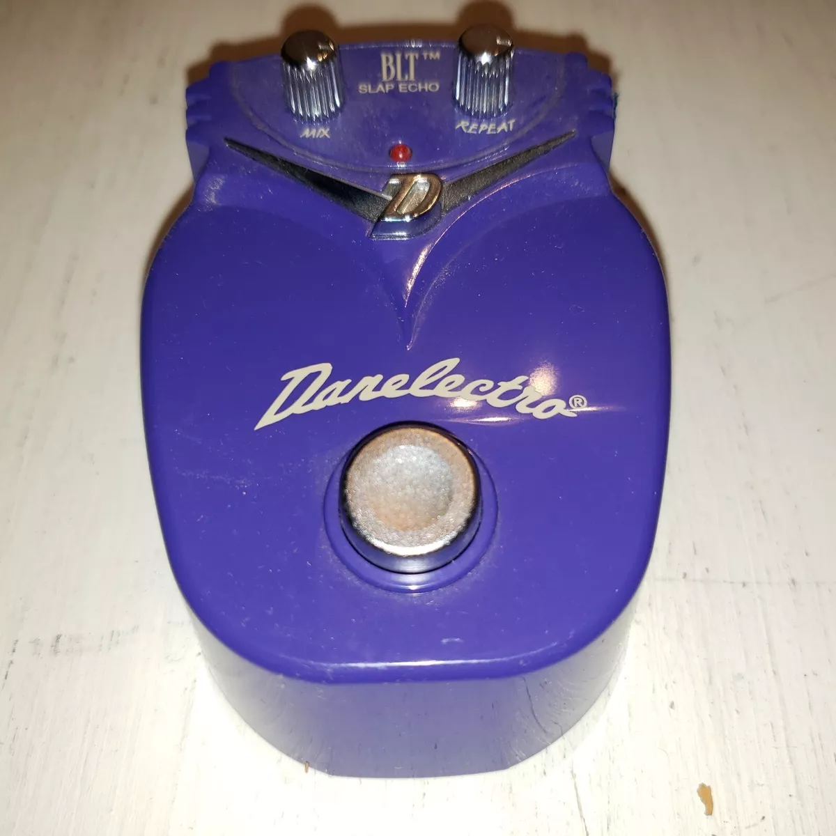 Danelectro slap sales echo