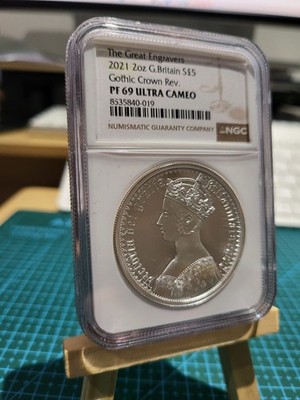 2021 2oz Gothic Crown Portrait Great Engravers Silver Proof Coin