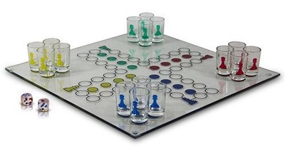 Glas Trinkspiel Drinking Ludo mit 16 Gläsern  2 Würfeln Party Spiel Saufspiel ()