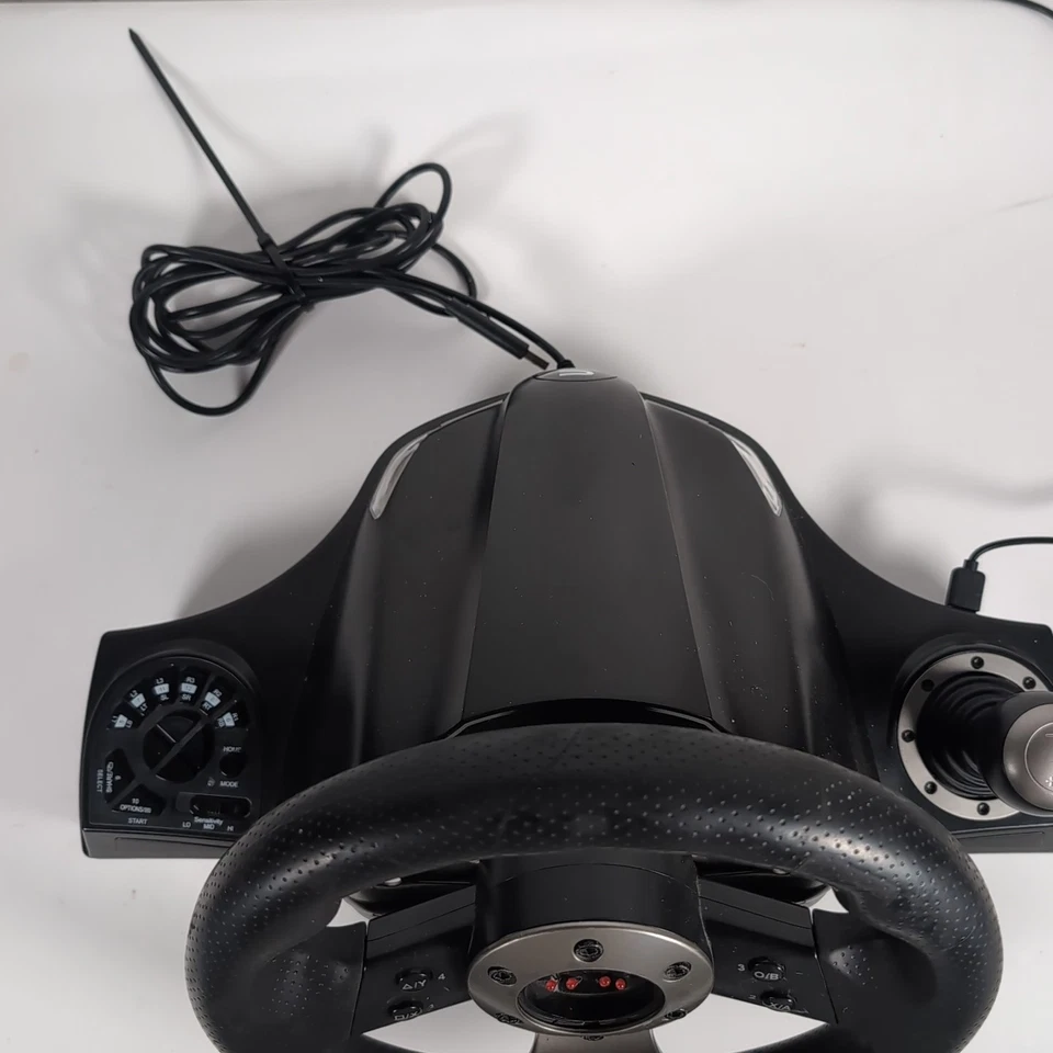 Subsonic Superdrive Drive Pro GS700 Wheel & Pedals NO COSMETIC BADGE Working - Image 4 of 4