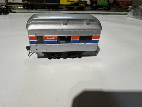 Walther’s Oscar and Piker Amtrak Pullman Passenger Cars HO Scale short car
