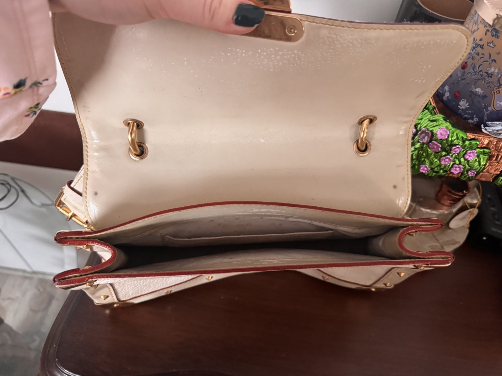 Louis Vuitton Suhali Le Talentueux Bag White