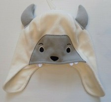 NEW Kid's Boy's Girl's Gymboree Shark Themed Ear Flaps Hat Fleece Cap Off-White