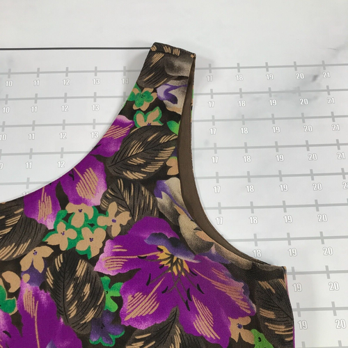 Vintage Dana Buchman Womens 8 Tank Top Brown Green Purple Silk Relaxed Fit - Picture 3 of 12