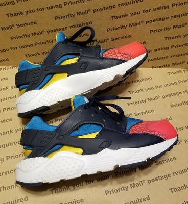 huaraches at the mall