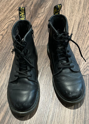 Dr. Doc Martens 1460 J Black Smooth Leather Boots 8 Eye Big Kid