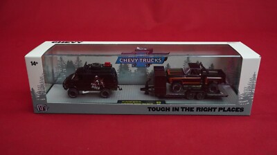 M2 Machines 1971 Chevrolet Van G10 4X4 & 1976 Chevrolet Scottsdale