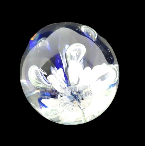 Art Glass Paperweight Trumpet Flowers w/Controlled Bubbles Stamped Joe St. Clair - Imagen 7 de 9