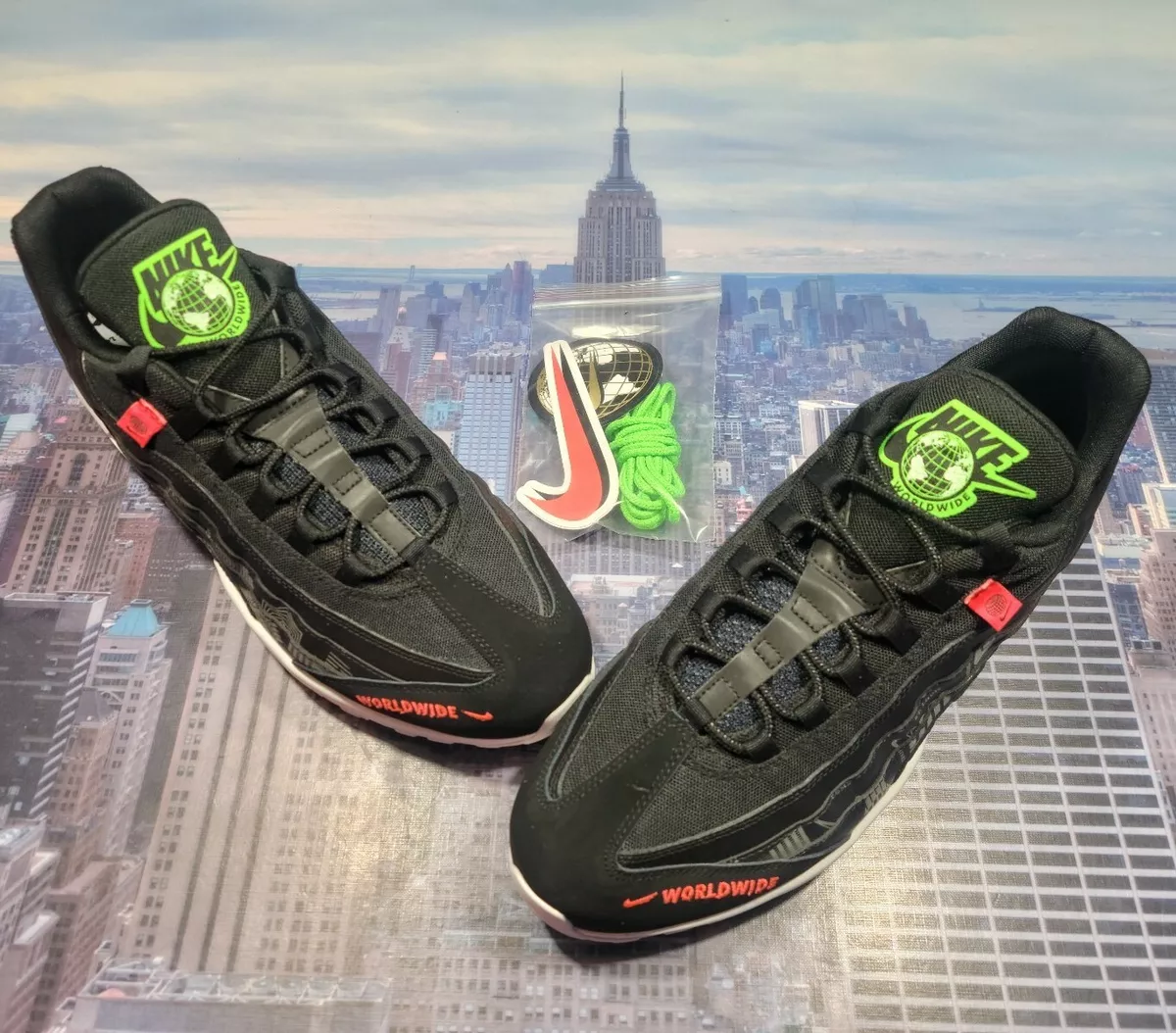 Nike Air Max 95 WW Worldwide Black/White-Green Strike Men Size 14