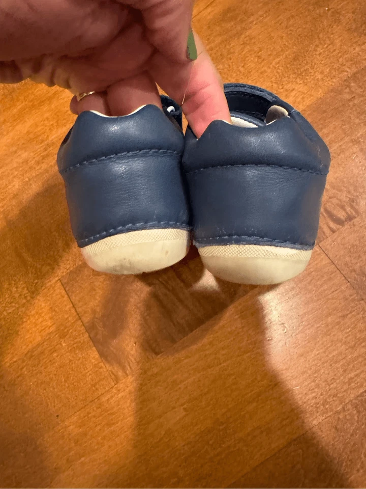 Zapatos de cuero Elefanten para niños pequeños de Alemania Foto 3 de 4