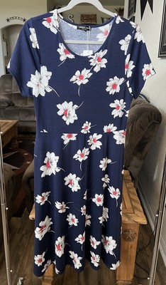 NWT Urban Coco Dress Navy With Floral Print Size L.