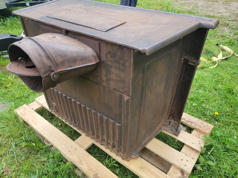 estufa de leña de hierro fundido Foto 2 de 4