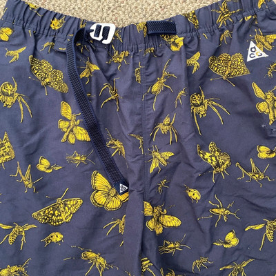 NIKE ACG トレイル ショートパンツ　INSECTS NIKE ACG カーゴショートパンツ - メルカリ