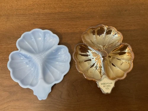 Jeannette Doric Delphite Light Blue & Iridescent Clover Leaf Candy Dish Vintage