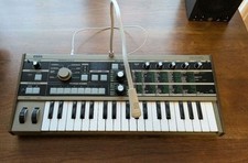 Korg microKORG MK-1 Analog Modeling Synthesizer mit Mic PSU AC Adapter getestet