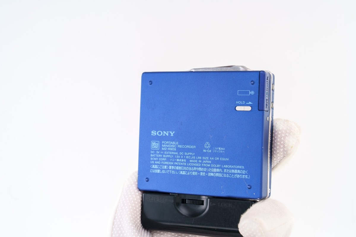 MDウォークマン MZ-R909 Sony MZ-R909 [MiniDisc Wiki]