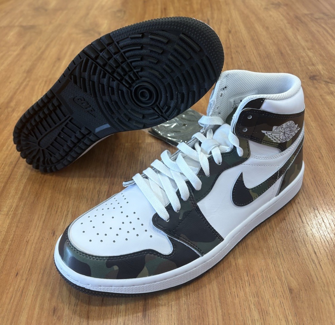 Dq0660-300 Men Sz 10 New