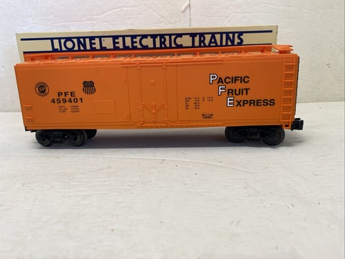 Lionel 6-17306 Express Reefer PFE/SP/UP #459401 | Condition: Used