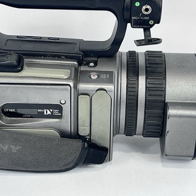Sony DCR-VX2100 Handycam Camcorder 3ccd Camera Only Battery NTSC