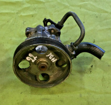 Pompe direction assistée Peugeot 807