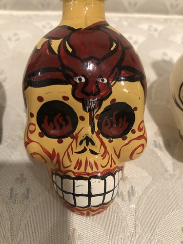 Tequila Decanters Collector Item Skull Set Of Three Reposado,blanco ,anejo - Picture 4 of 6