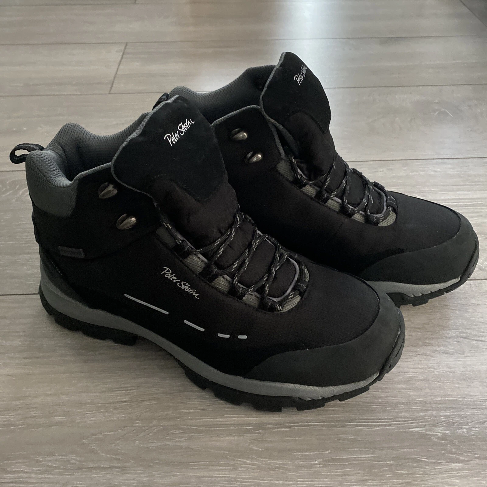 New Peter Storm Men’s Softshell Mid Walking Boots