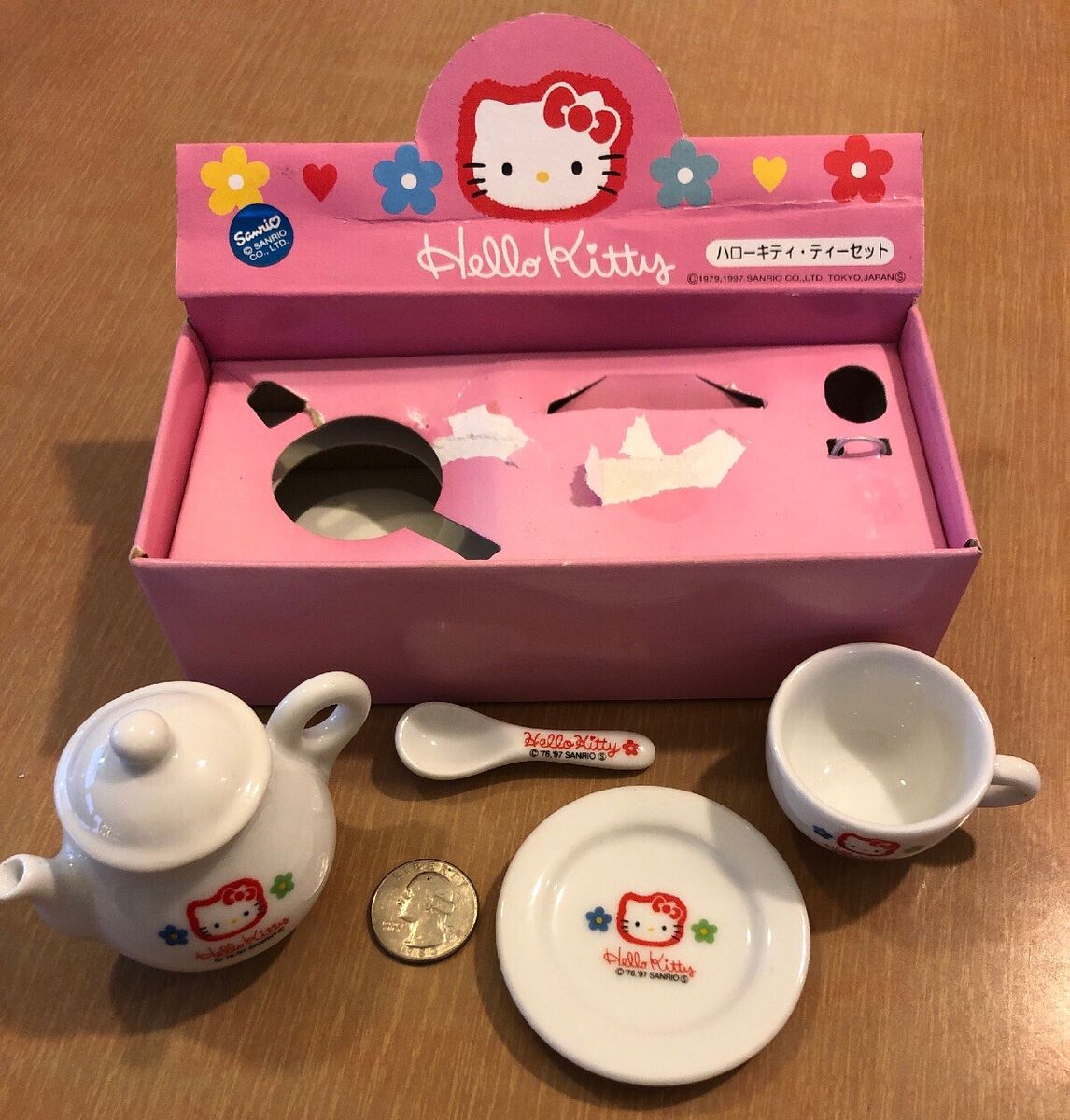 Hello Kitty - Tokyo Japan - Miniature Tea Set - Sanrio 1997 Rare - Complete  Set