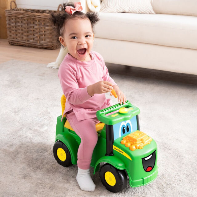 John Deere Johnny Tractor Ride-On Vehicle Toy w/ Light/Sound Kids/Children 12m+ OB10567