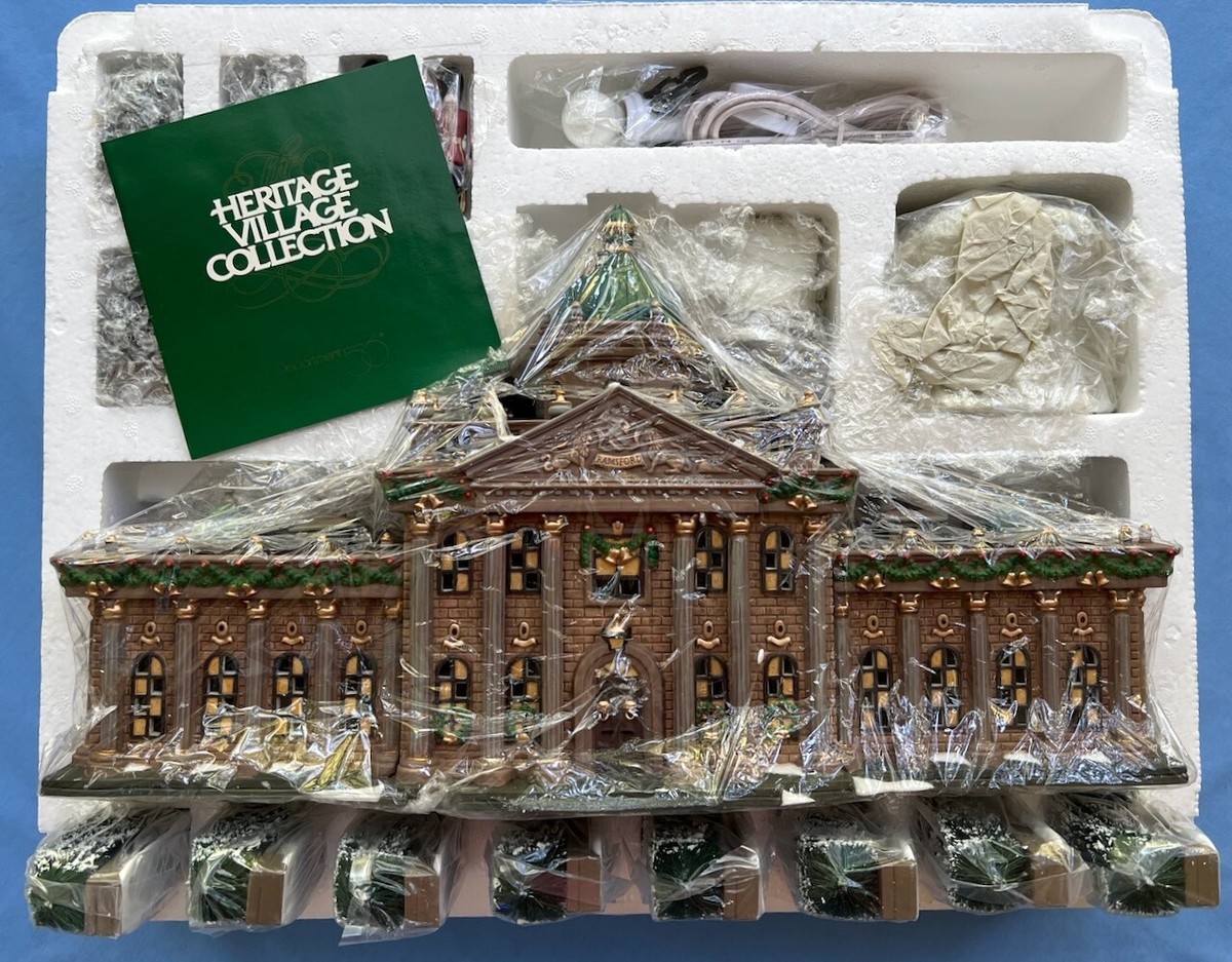 Dept 56 Dickens Village Ramsford Palace 17 Pcs Set 58336 Limited