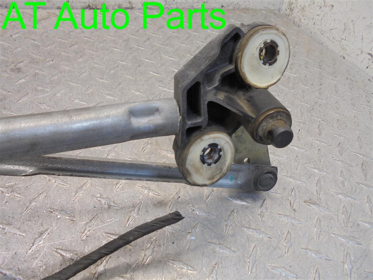 20032007 DODGE CARAVAN WINDSHIELD WIPER MOTOR & LINKAGE ASSM OEM