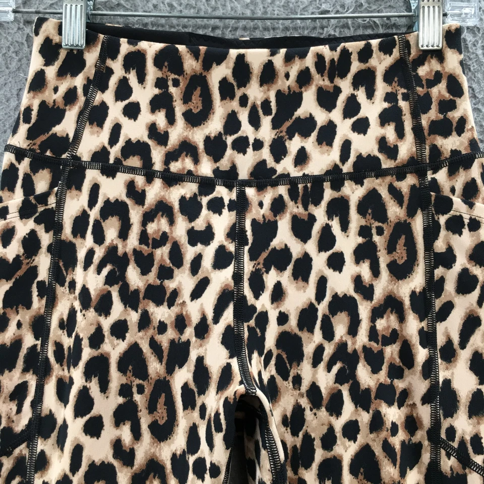 Victorias Secret Capri Leggings Womens 6 (actual 24x25) Multicolor Leopard Print - Image 2 of 4