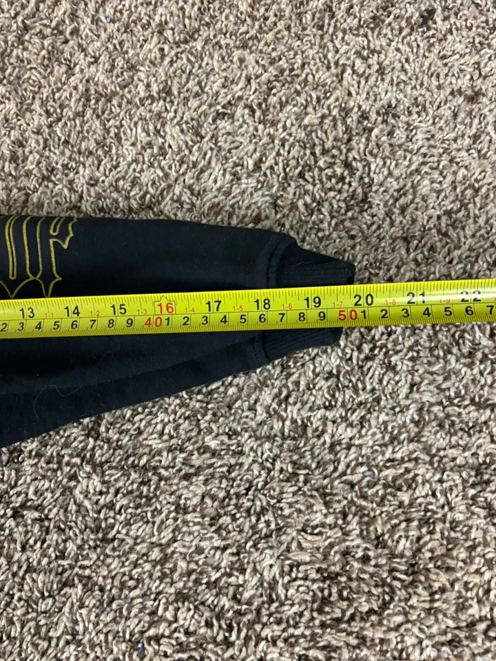 Suéter suéter con capucha grande negro con estampado de motociclista Betty Boop de Brisco Brands para mujer Foto 3 de 4