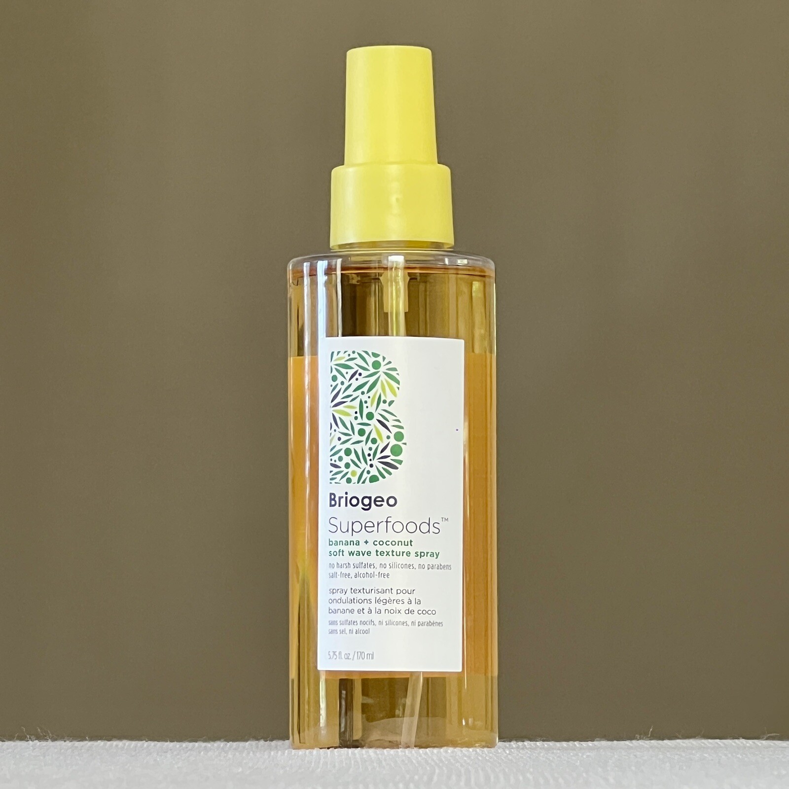 BRIOGEO SUPERFOODS BANANA + COCONUT SOFT WAVE TEXTURE SPRAY (5.75OZ