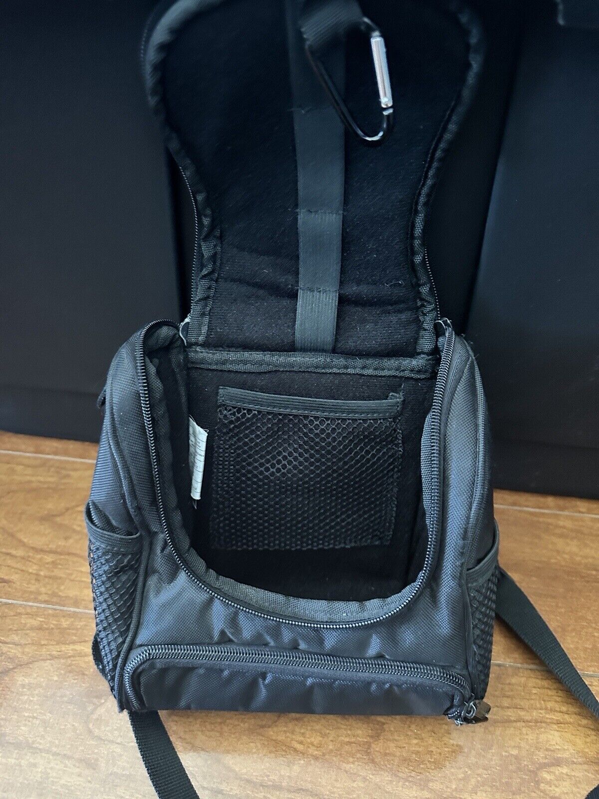 Picture 2 of 4