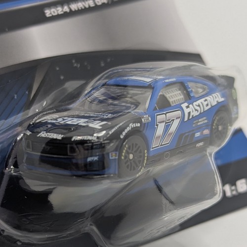Lionel NASCAR Authentics Chris Buescher #17 Fastenal Mustang 1:64 2024 Wave 4 - Picture 4 of 7
