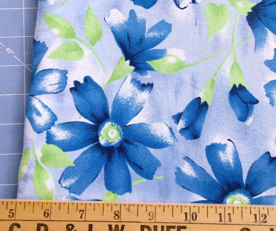 Tela de edredón de algodón a gran escala azul floral flores verde margarita aster 3,75 yardas Foto 3 de 4