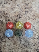 MTG , Dragons Of Tarkir, Spindown D20 dice each one (7 dice in total)