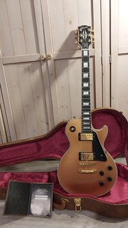 Ultra Rare 1 of 200 Gibson Les Paul Custom Cartridge Brass (Gold Top) MINT 2022