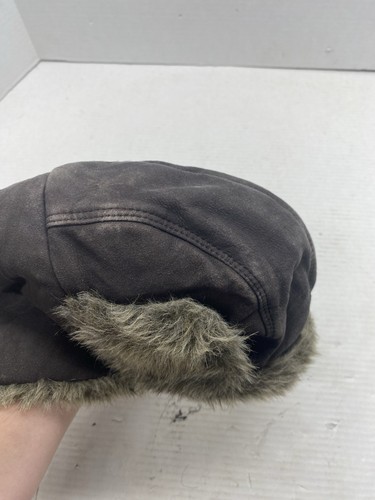 Eddie Bauer Winter Hat - Ear Flaps - Leather Outer Shell - Faux Fur Lining - S/M - Picture 4 of 6