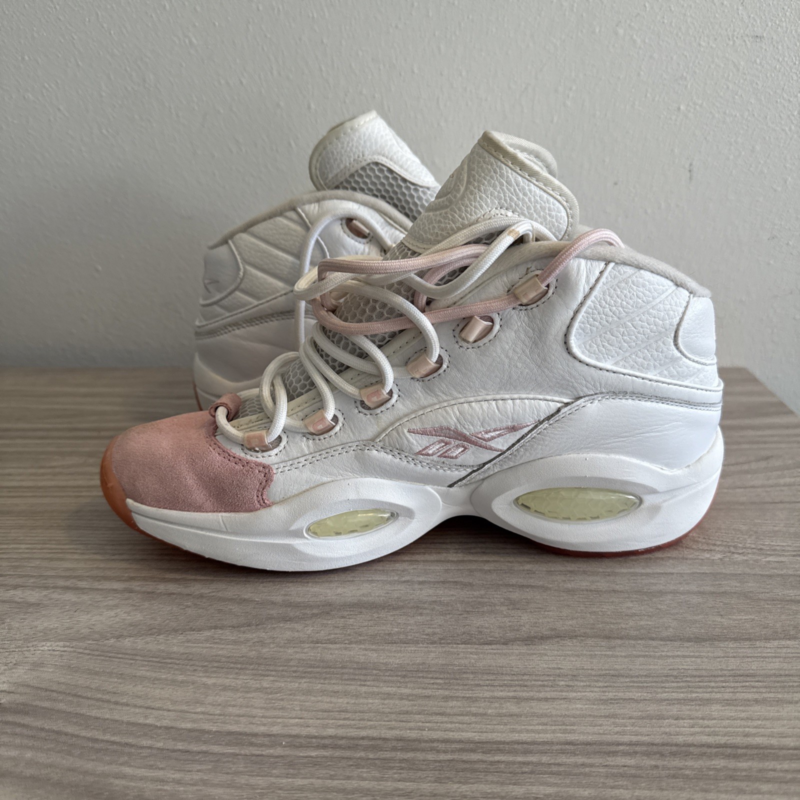 Reebok Question Mid Men's Size 10 US G55120 Pink White Suede Athletic Shoes thumbnail 9